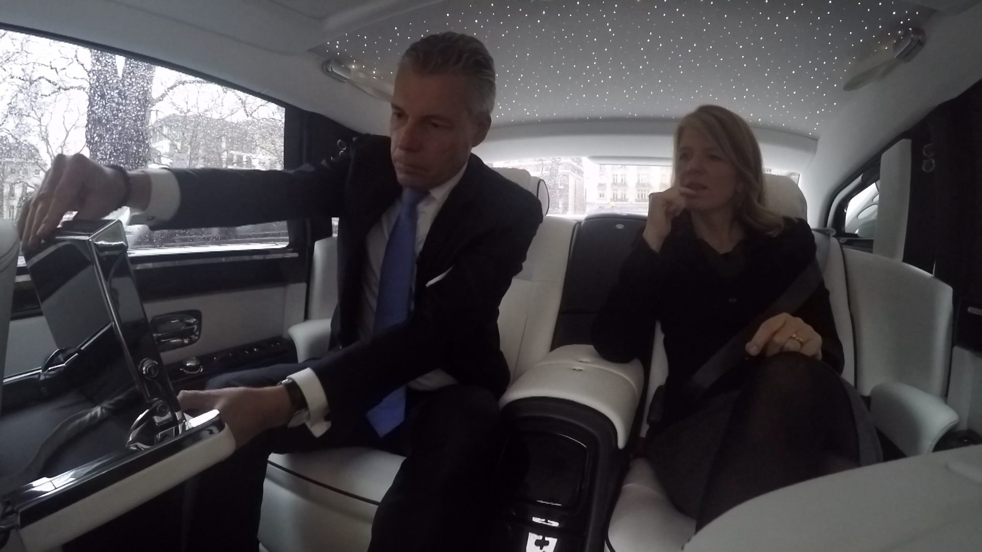 Rolls Royce renews commitment to Britain